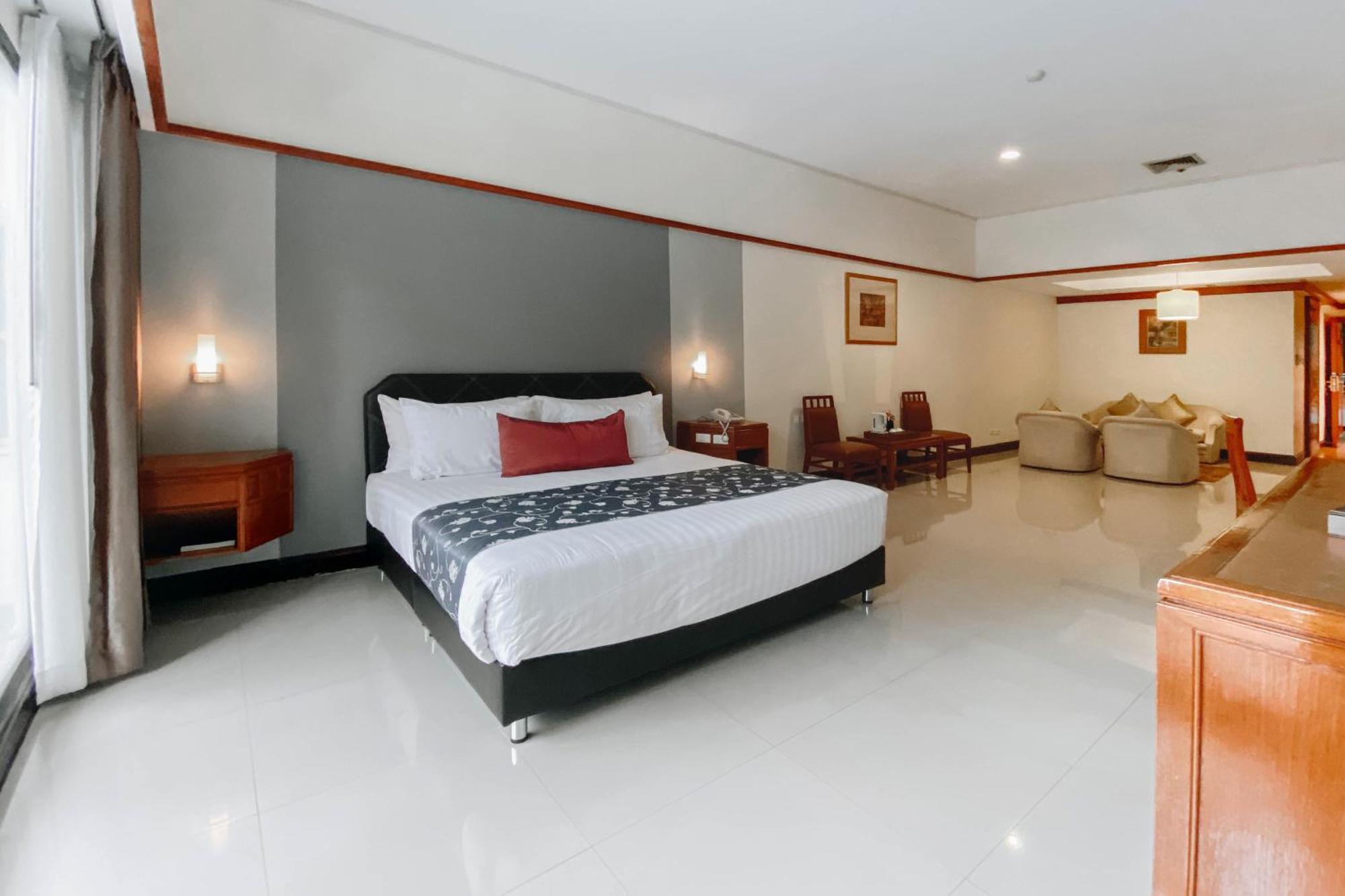 Loei Palace Hotel Екстериор снимка