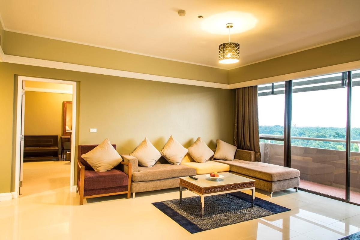 Loei Palace Hotel Екстериор снимка