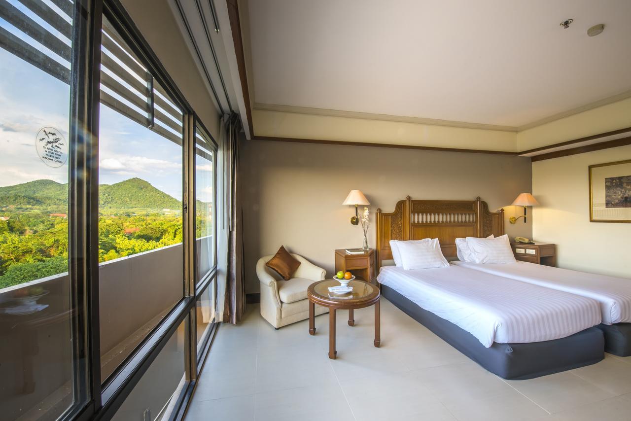 Loei Palace Hotel Екстериор снимка