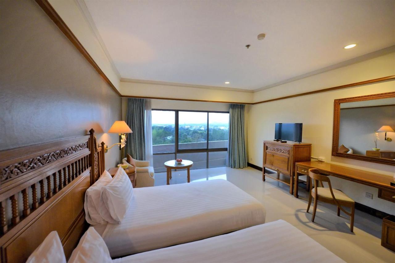 Loei Palace Hotel Екстериор снимка